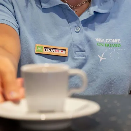 Ibis Styles Aéroport Arenas 3*