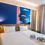Ibis Styles Aeroport Arenas Hotel 3*