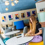 فندق Ibis Styles Aeroport Arenas 3*