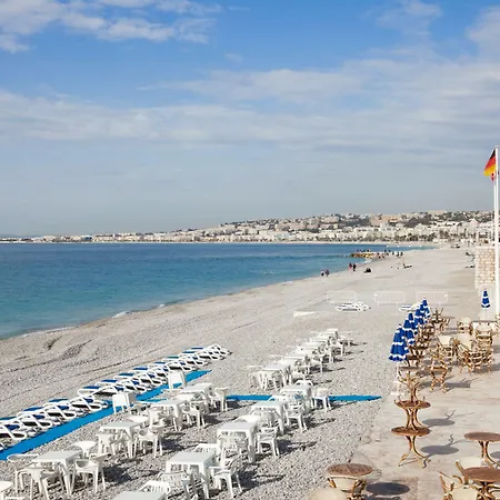 Ibis Styles Aeroport Arenas Hotel 3*