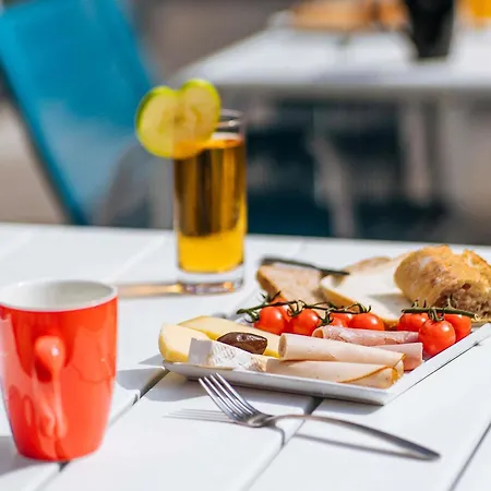 Ibis Styles Aeroport Arenas