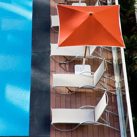 Ibis Styles Aeroport Arenas Hotel