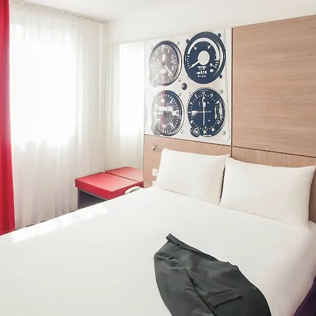 Hotel Ibis Styles Aeroport Arenas