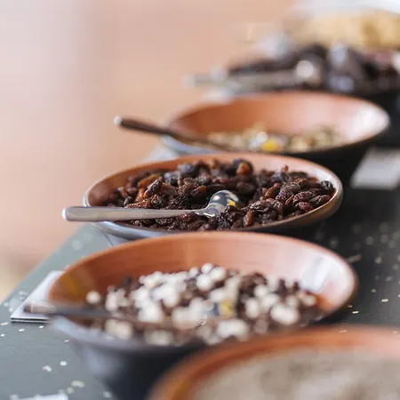 Ibis Styles Aeroport Arenas Hotel 3*