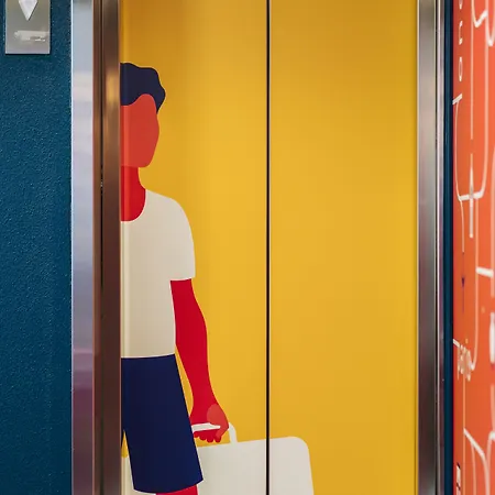 Ibis Styles Aeroport Arenas 3* Nice