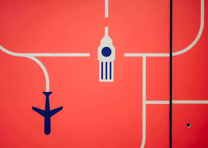 Ibis Styles Aeroport Arenas 3*