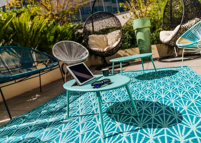 Ibis Styles Aeroport Arenas Hotel Nicea