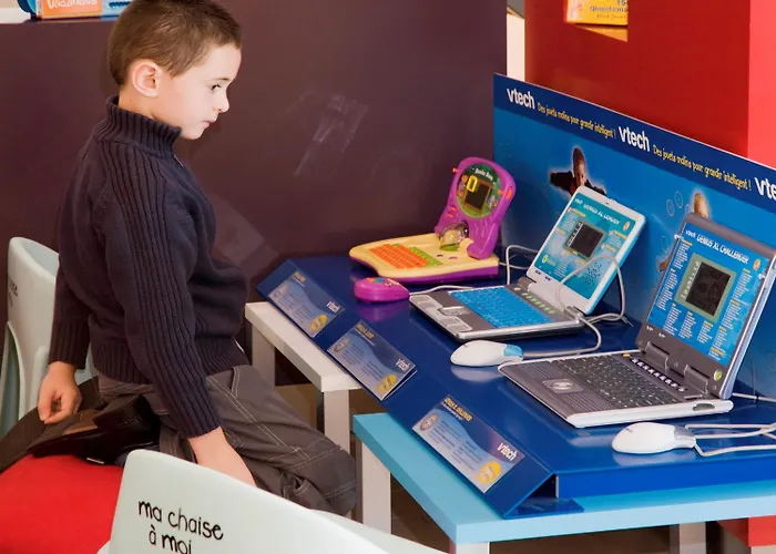 Ibis Styles Aeroport Arenas Hotel 3*