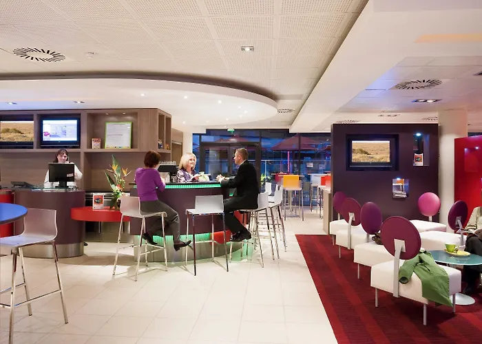 Ibis Styles Aeroport Arenas 3*