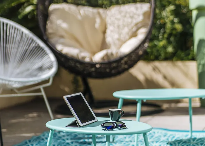 Ibis Styles Aeroport Arenas 3* Nicea