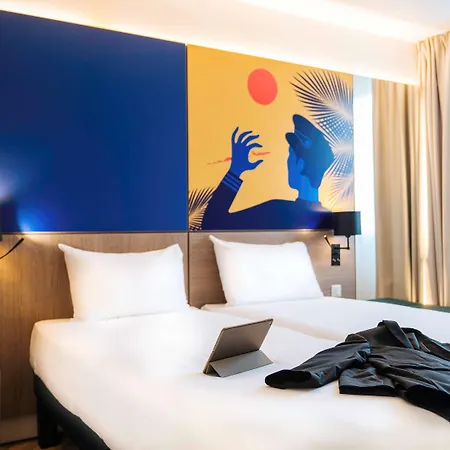 Ibis Styles Aéroport Arenas 3* Nice
