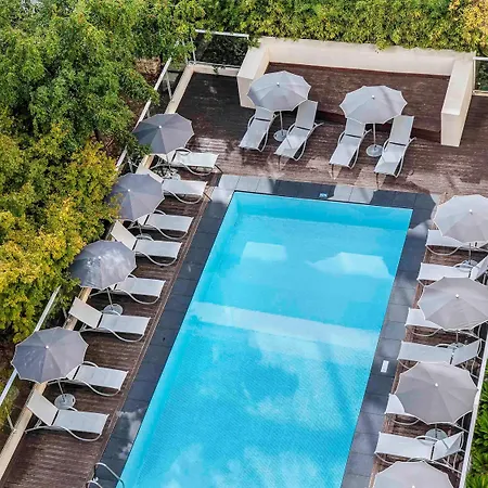 Hotel Ibis Styles Aéroport Arenas 3*
