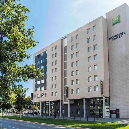 Ibis Styles Aéroport Arenas 3*