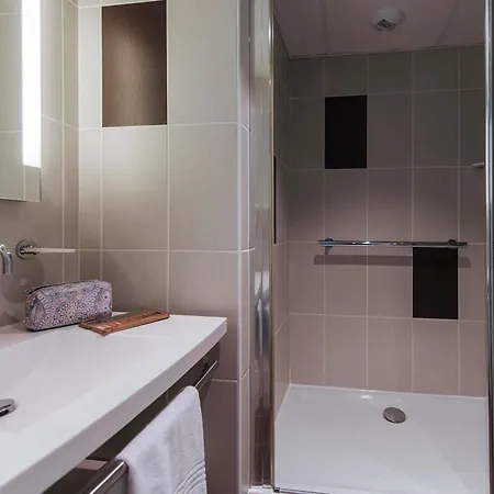 Ibis Styles Aéroport Arenas 3* Nice
